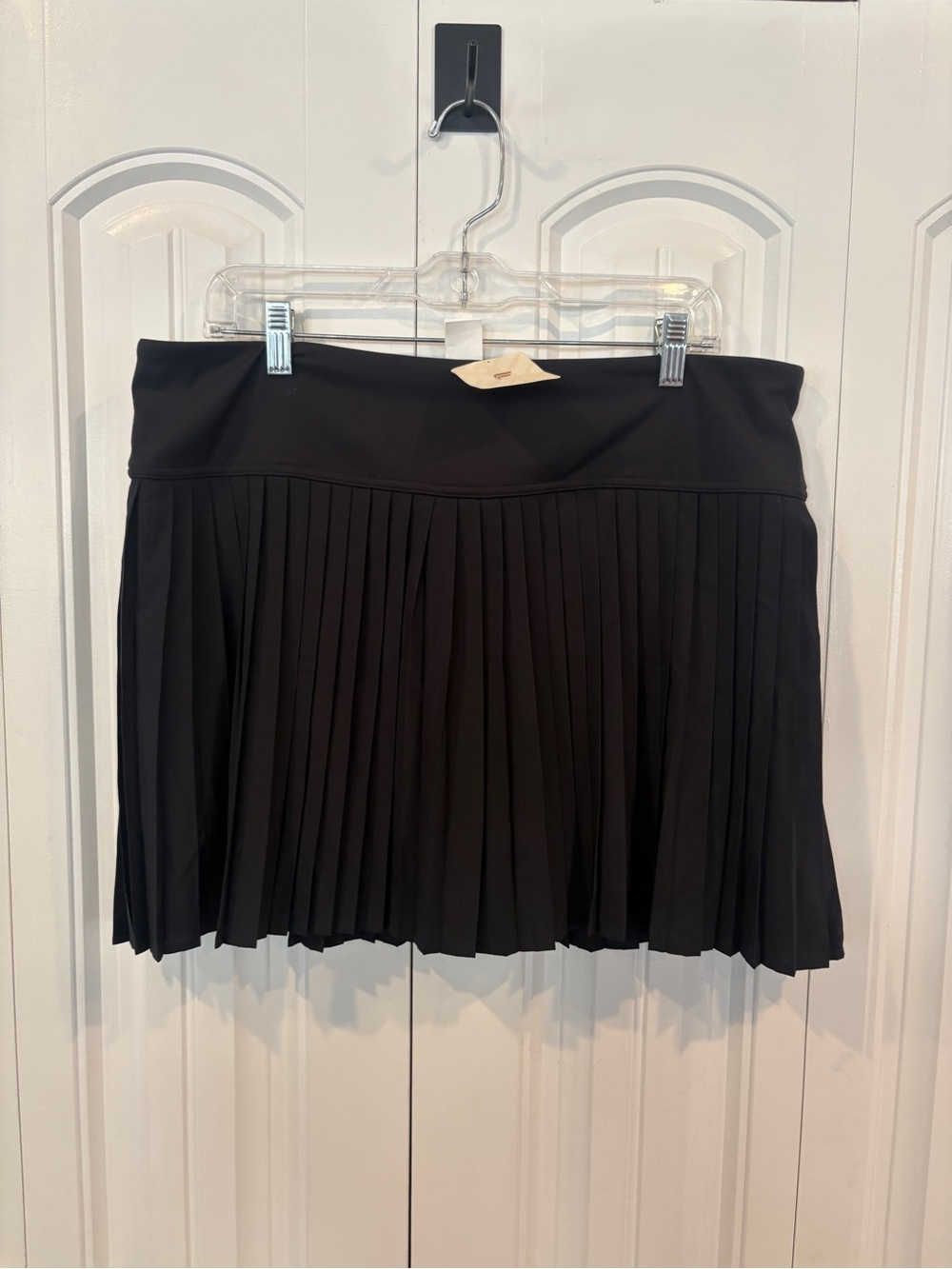 Fabletics black pleated skort size XXL